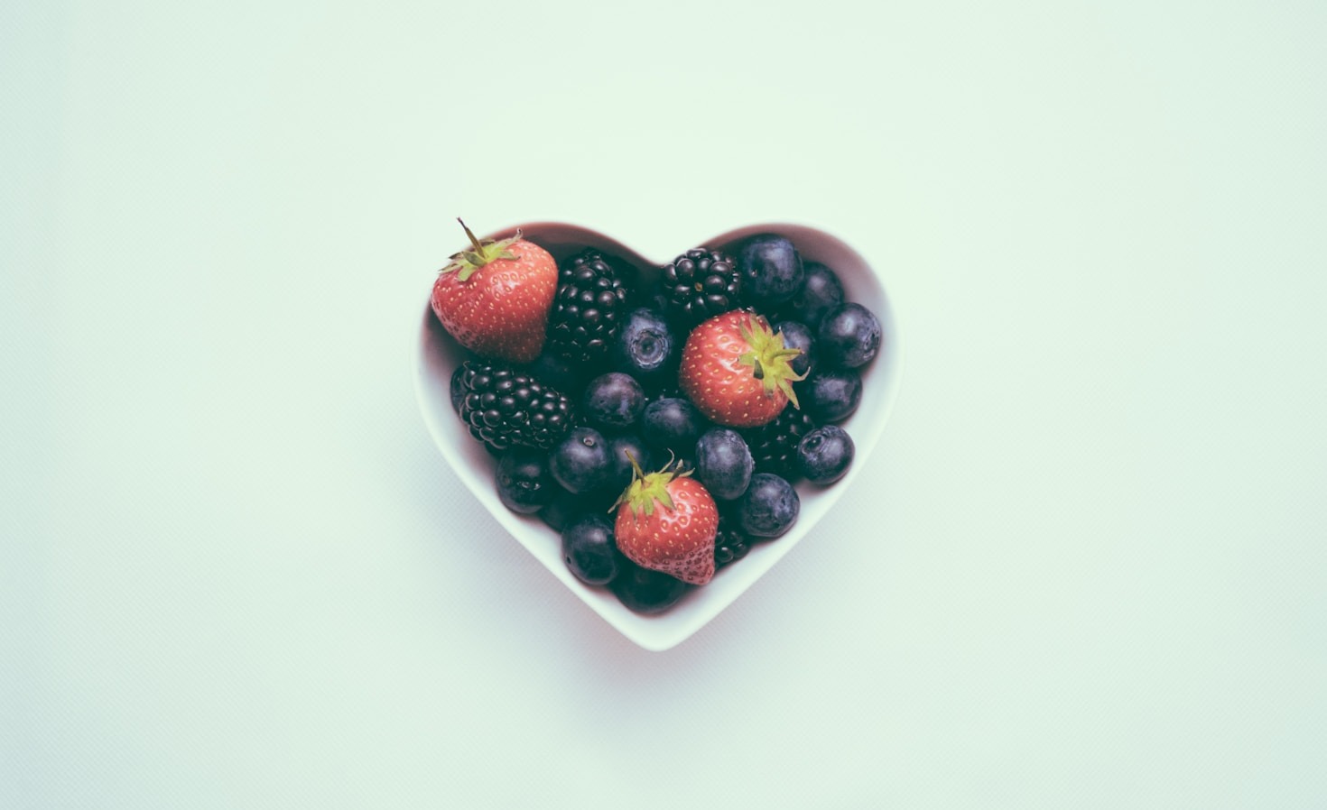 Top Superfoods to Include in Your Diet